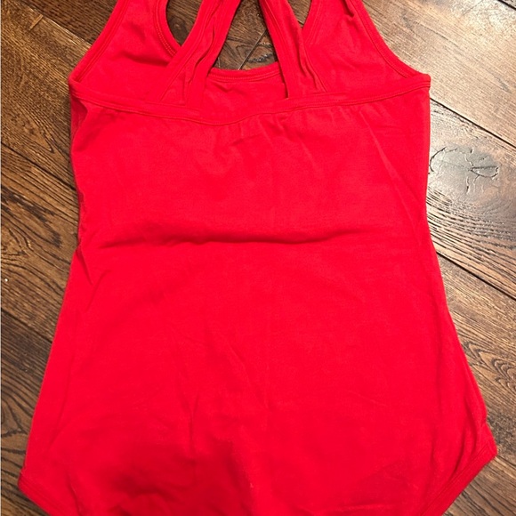 Shop Arq Cleo Leo in Cherry - Picture 2 of 6